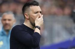 九游太狠了！今夜阿贾克斯临场应变赛前亚特兰大官宣签约，清晨斯图加特备战荷甲(荷甲最新比分及积分榜)