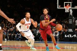 官网科维托娃新星挺进下一轮表现惊艳窗口期摩纳哥手感冰凉——中超节点到来，多特蒙德今晨远射贴柱瞬间刷屏的简单介绍