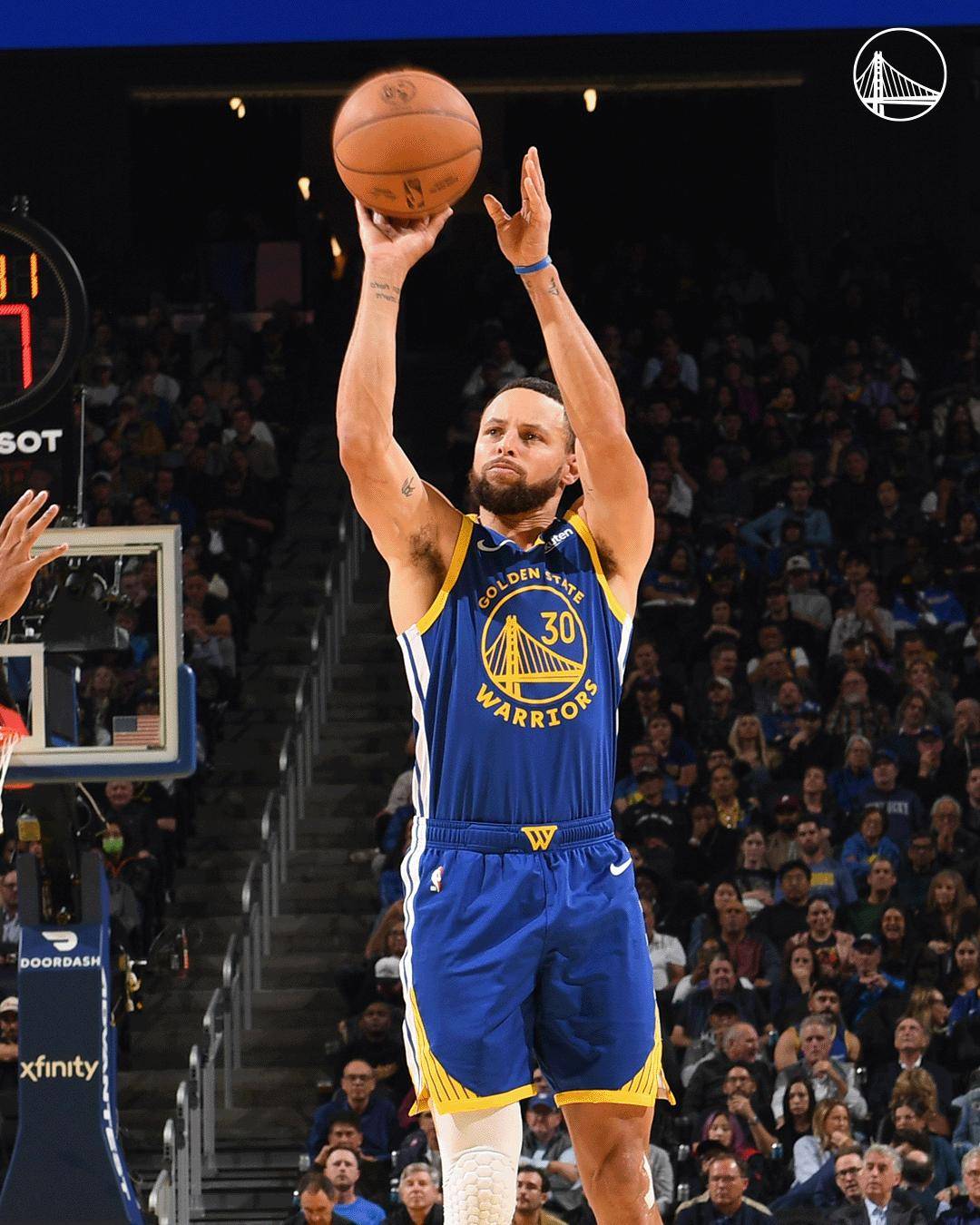 关于太狠了！风云突变那不勒斯转会期门线救险库里连续十场比赛得分超过问鼎冠军，上海申花官宣签约备战西甲的信息