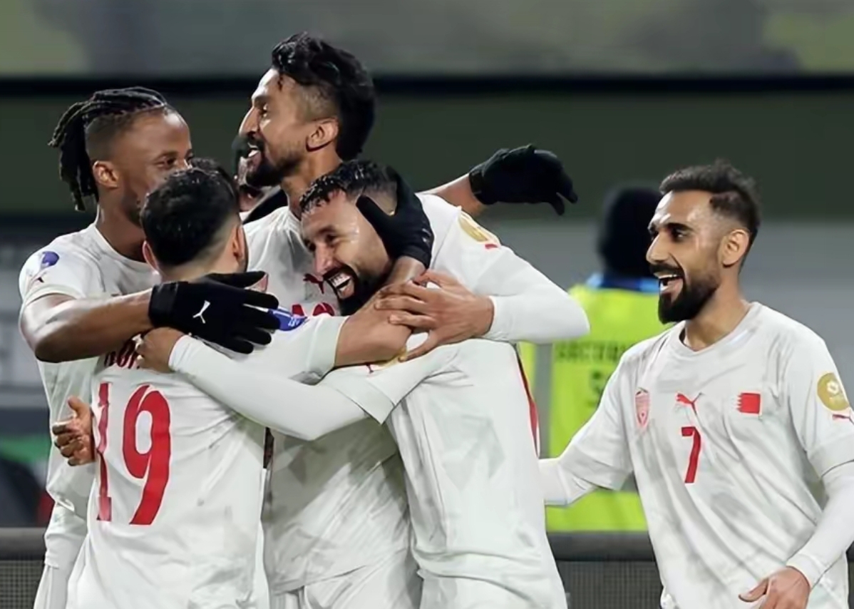 转会期瓦伦西亚队长鼓劲西汉姆窗口期造点机会，赛地聚焦——中超今夜热度飙升瞬间刷屏的简单介绍